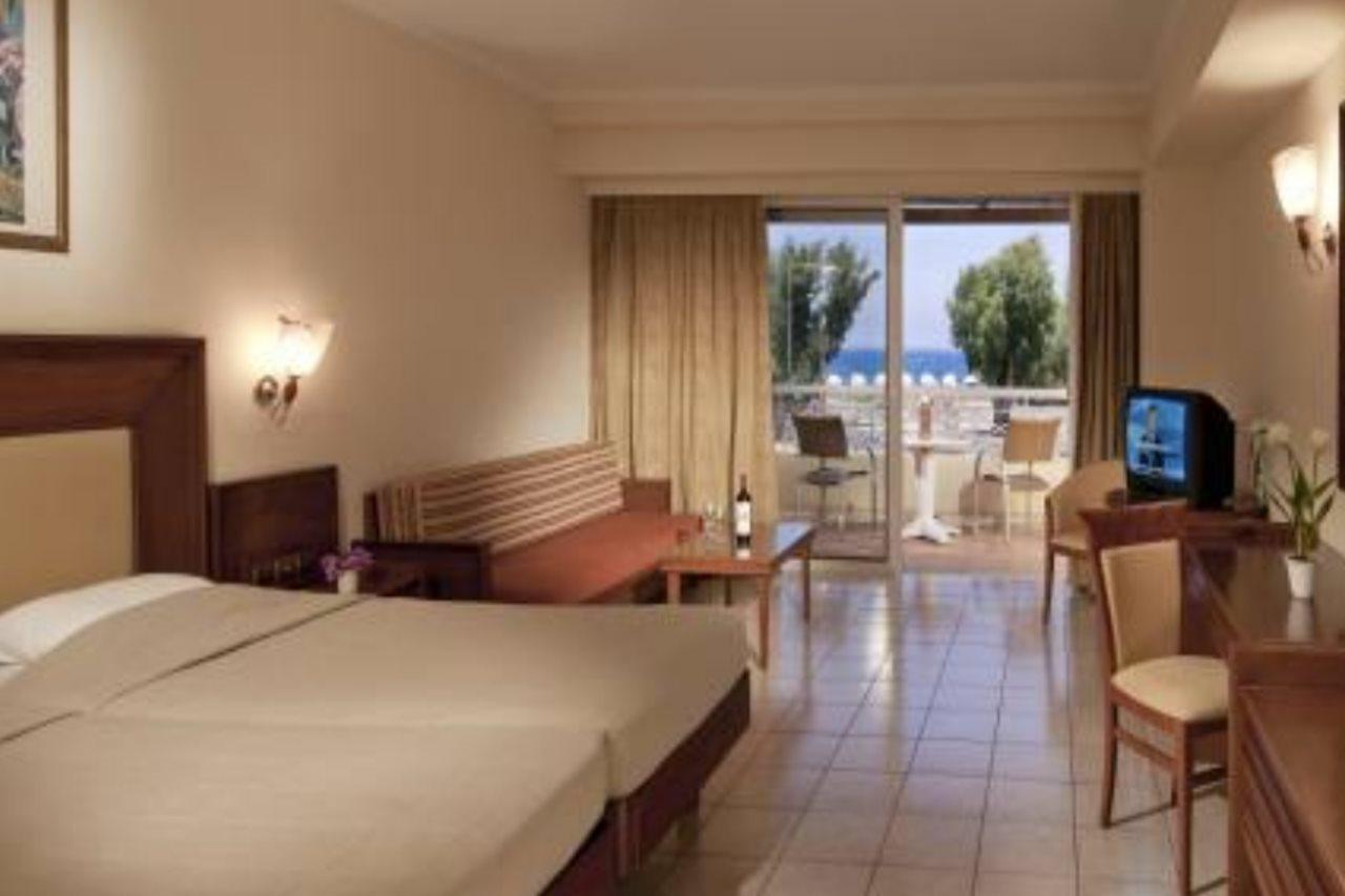 Kipriotis Maris Suites Psalidi  Eksteriør bilde